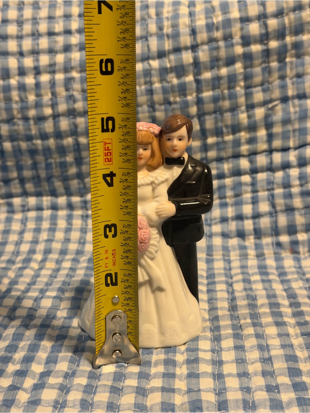 L.B. MFG Bride & Groom Wedding Cake Topper Figurine Ceramic 1990 MPN 1A - Picture 6 of 7